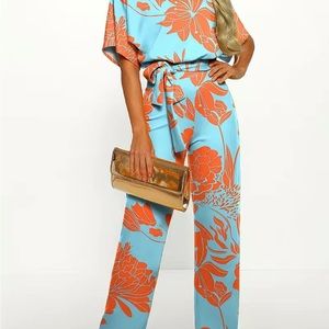 CHICME Ladies Floral Jumpsuit Size Large(8-10) NWOT